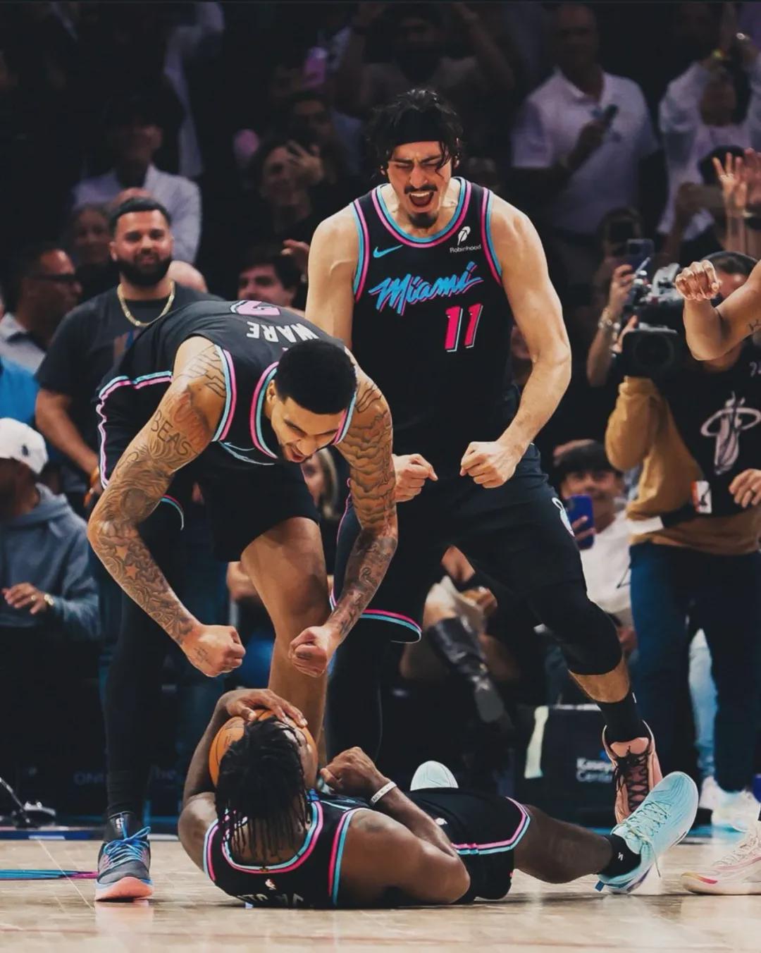 S15下注网站-12次20+！领跑全联盟！提前锁定大合同