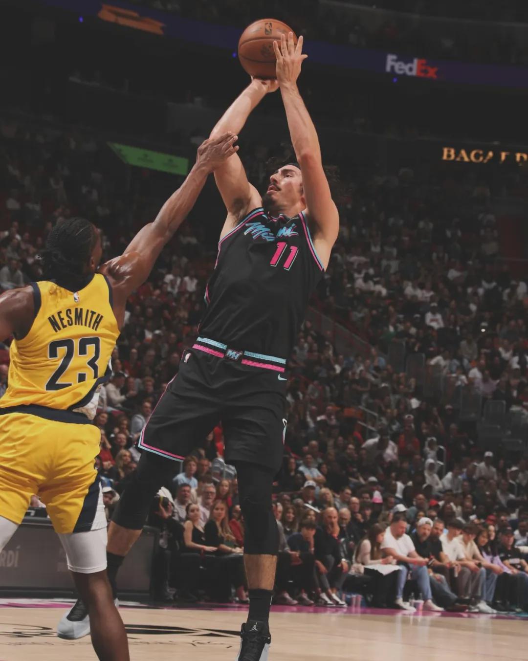 S15下注网站-12次20+！领跑全联盟！提前锁定大合同