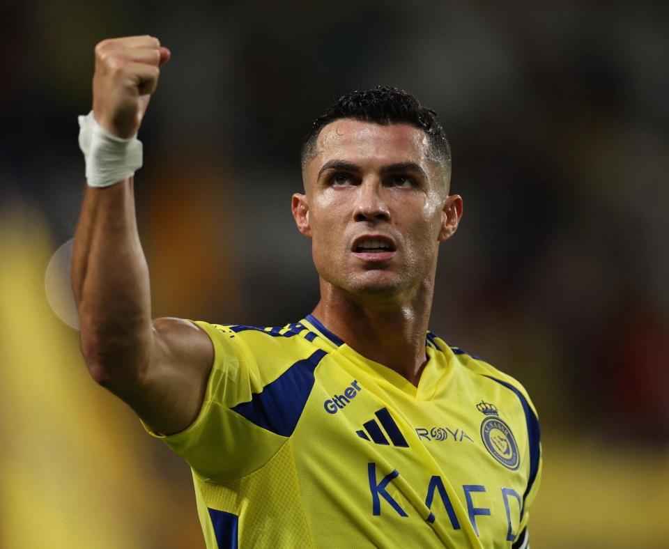 s15竞猜-3射1传！本泽马新月首秀就打出王炸 难怪C罗罢赛抗议他加盟